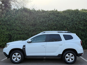 DACIA DUSTER 1.0 TCE COMFORT 2021 d'occasion (conduite à gauche/droite) - Product Image 2