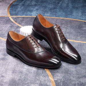 Chaussures Richelieu en cuir perforé pour hommes, élégantes et habillées, idéales pour les affaires et les cérémonies - Product Image 1