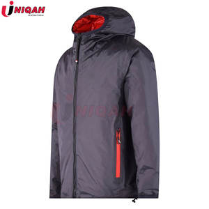 Chaqueta acolchada recortada personalizada de alta calidad para hombre, cortavientos de invierno con estilo de calle con plumón de metal para uso en exteriores - Product Image 3