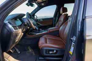 BMW X7 M50i SUV USADO Y CONFIABLE - Product Image 2