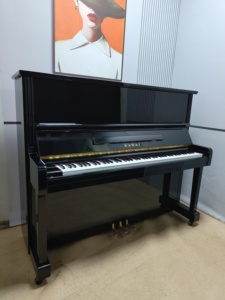 เปียโนตั้งตรง BL31ญี่ปุ่น Kawai โทนเสียงสมดุลส่งออกดีไซน์ประณีต - Product Image 1