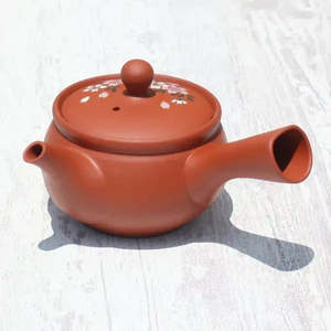 Kyusu Red Sakura Teapot with Lid and Handle Classic Tokoname Ware Water Kettle for Gifts and Drinkware - Product Image 5