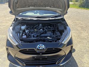 Auto Usado en Perfectas Condiciones, <span class=keywords><strong>Toyota</strong></span> <span class=keywords><strong>Yaris</strong></span> S 1.5 Híbrido Z <span class=keywords><strong>2022</strong></span>, 5 Puertas, CVT, 4x4, Hatchback, Envío a Todo el Mundo - Product Image 3