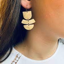 Pendientes de latón para mujer, joyería con diseño personalizado de Latón chapado en oro, diamante, con producto de uso hecho a mano - Product Image 6