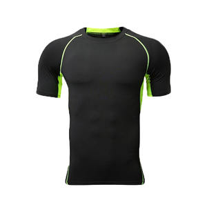 เสื้อยืดออกกำลังกายผู้ชาย แห้งเร็ว ยืดหยุ่น กระชับรูปร่าง สำหรับวิ่งและฝึกซ้อม ผลิตในจีน ราคาโรงงาน รับผลิตแบบ OEM พร้อมปักโลโก้ตามสั่ง - Product Image 5