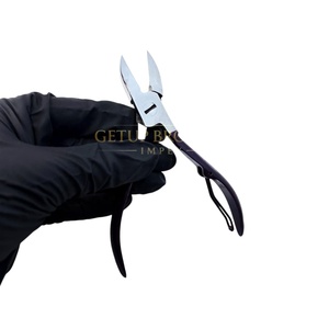 ที่ตัดเล็บสแตนเลสเคลือบสีม่วงแบบมืออาชีพ ทนทาน คุณภาพสูง พร้อมบริการสกรีนโลโก้ อุปกรณ์เสริมความงาม - Product Image 1