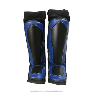 Espinillera para gemelos y protector de empeine Cuero genuino Kick Boxing Entrenamiento Alta calidad Personalizado Venta al por mayor Espinilleras profesionales Hecho en Pak - Product Image 5