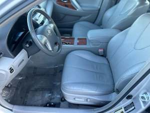 Toyota Camry XLE V6 2009 d'occasion en excellent état - Product Image 2