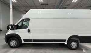 Furgoneta de Reparto Eléctrica PROMASTERS 2025, Espaciosa, Techo Alto, 3 Puertas, con Motor Confiable de 268HP, para Uso Logístico, Superventas - Product Image 3