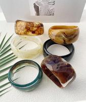 Designer Vente en gros Chunky Résine Bracelet Manchette Bracelet Blanc Écaille de Tortue Léopard Lucite Acétate Acrylique Cadeaux Fêtes