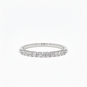 Elegante Anillo de Boda con Diamante Cultivado en Laboratorio con Engaste de Once Piedras, 0.30 Ct, Claridad E-F VVS, en Oro Sólido de 14K, Producto para Uso Diario - Product Image 2