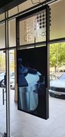 Machine publicitaire commerciale à écran LCD simple ou double face à haute brillance pour une utilisation en extérieur pour les centres commerciaux