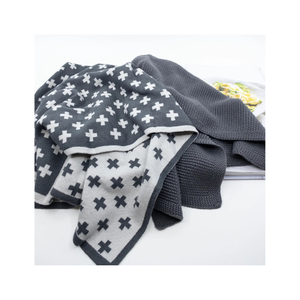 Serviettes de vaisselle en coton brodées par étoile jaune de golf anti-rétrécissement avec la texture Dobby OEM quantité minimale de commande 50 livraison durable de seuil de porte de label - Product Image 3