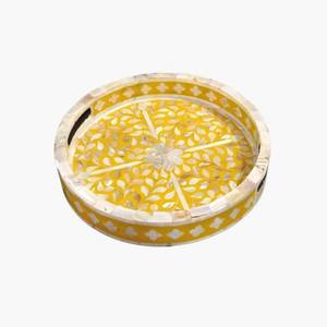 Vente en gros de plateaux ronds en nacre en bois vert pour servir la combinaison de décoration intérieure en Arabie saoudite et à Singapour - Product Image 3