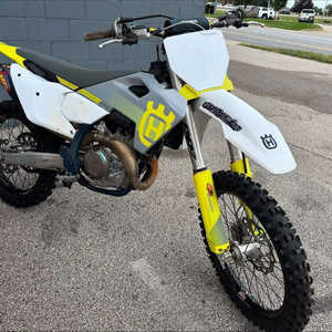 Nueva Motocicleta Todoterreno FC350 2024 en Venta, Lista para Enviar - Product Image 1