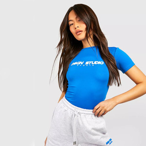 Haute qualité femmes bleu couleur coton Polyester mélange imprimé Logo sur le devant t-shirt court à vendre femmes hauts courts - Product Image 2