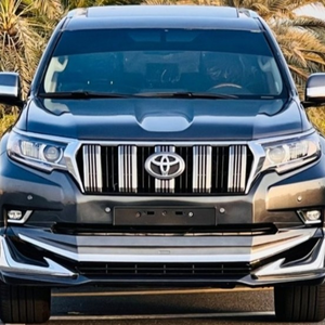 Pour Prado GCC 2022 4x4 SUV AWD Essence Sièges en cuir 5 places ACC Régulateur de vitesse Transmission automatique - Product Image 1