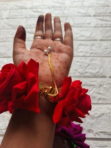 Gajra เครื่องประดับงานแต่งงานดอกไม้ช่อดอกไม้สำหรับงานแต่งงาน meshin mayoon งานปาร์ตี้โปรดปรานกำไลข้อมือเจ้าสาวดอกไม้สำหรับเจ้าสาวของขวัญสำหรับเพื่อนเจ้าสาวปากีสถาน - Product Image 5