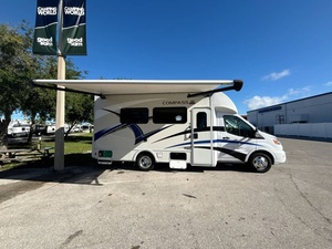 Vendeur vérifié pour T-h-o-r C-o-m-p-a-s-s 23TE d'occasion 2023, prêt pour le voyage - Product Image 6