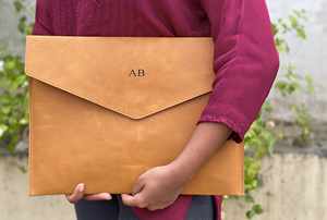 Housse d'ordinateur portable vintage en cuir véritable durable avec fermeture à rabat pour le travail et l'étude GLS-0220 - Product Image 5