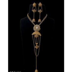 Magnifique ensemble collier long et boucles d'oreilles en laiton plaqué or avec moissanite, style classique, pour femme, idéal pour mariage ou fête, cadeau parfait. - Product Image 1