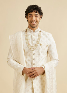 Conjunto Sherwani con estampado floral blanco cálido de tradicional a moderno para bodas y fiestas Estilo de moda - Product Image 2