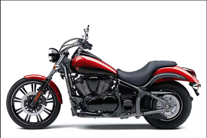 มอเตอร์ไซค์ครุยเซอร์ Kawasaki Vulcan 900 Custom สำหรับขาย - Product Image 4