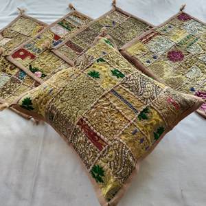 Fundas de Cojín Bordadas Vintage Hechas a Mano, Fundas de Cojín de Patchwork, Fundas de Cojín Bohemias, Fundas de Cojín Indias - Product Image 3