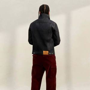 Chaqueta de camionero de mezclilla de alto rendimiento suave y transpirable perfecta para actividades casuales y al aire libre - Product Image 3