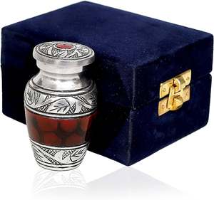 โกศแกะสลักชั้นดีสีแดงรอยัล - Product Image 1