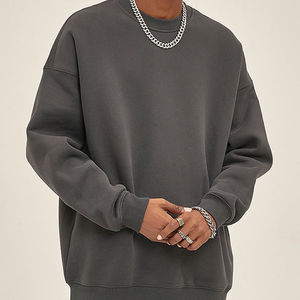 Sudadera extragrande personalizada para hombre, cuello redondo de poliéster y algodón, teñida Lisa para uso en invierno - Product Image 1