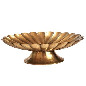 Bol de service en laiton fait main de luxe pour la restauration haut de gamme et le style de décoration culturelle - Product Image 1