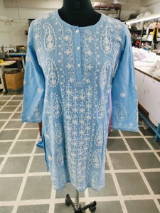 Tunique bohème pour femmes classique 2025, à motifs paisley, brodée à la main, 100% coton, boutons sur le devant, robe courte pour femmes - Product Image 3