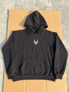 เสื้อกันหนาวมีฮู้ดผ้าฝ้ายเทอร์รี่โอเวอร์ไซส์สำหรับผู้ชายกำหนดโลโก้ได้เองน้ำหนักไม่ผูกเชือกแบบสวมหัว - Product Image 4