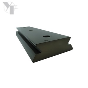 Tube carré en aluminium extrudé OEM Yuh Field pour l'artisanat industriel métallique, 0,851 kg par mètre, certifié ISO ROHS - Product Image 3