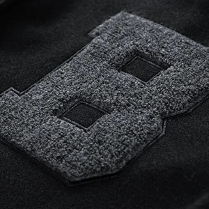 Logo personnalisé nouveauté 2025 femmes vêtements veste vierge varsity veste Pu à manches longues culture Bomber Baseball hiver femmes veste - Product Image 4