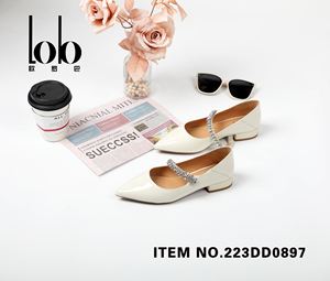 Catena da donna con tacco grosso Mary Jane ballerine in pelle di strass con chiusura a punta chiusa - Product Image 3