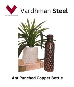 2025 artículo más vendido Ant-Botella de cobre en relieve 1 LTR, la botella de cobre perforada Ant es una mezcla única de tradición - Product Image 5