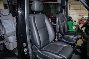 Mercedes-Benz Sprinter 2500 2021 Usada de Primera Calidad, Conversión a Van de Lujo - Product Image 5