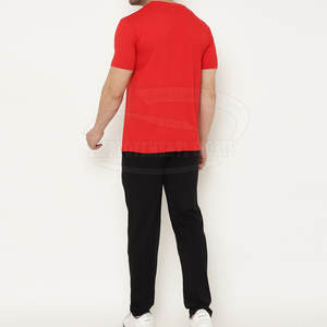 Nouveauté Offre Spéciale ensemble de t-shirts tricotés Street Wear ensemble de t-shirts tricotés au design unique pour adulte - Product Image 3