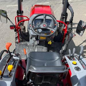 Tractor de ruedas multifuncional MASSEY FERGUSON M1735, componentes de núcleo de cargador frontal alto, incluye bomba de engranajes de motor de rodamiento - Product Image 4