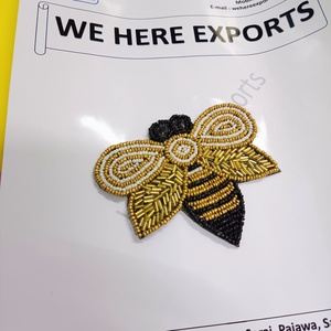 Posavasos de té de abeja con cuentas hecho a mano para una decoración de mesa elegante hecho con cuentas de vidrio de primera calidad Ideal para regalar y estilizar el hogar - Product Image 6