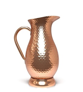 Carafe à eau en cuivre de luxe faite à la main, compatible lave-vaisselle et micro-ondes, décoration de table moderne et luxueuse pour la maison et les restaurants - Vente en gros - Product Image 1
