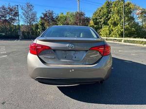 2017 To-yo-ta Co_rolla XSE bien utilisé - Product Image 5