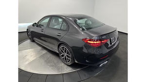 Coche usado de segunda mano con certificación LHD/RHD Más cedes-Be NZ C 300 4MATIC 2025 AWD - Product Image 3