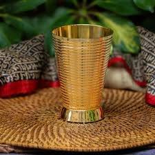 Verre à boire en laiton de style vintage fabriqué en Inde pour la maison et la cuisine, disponible en qualité et prix d'exportation - Product Image 6