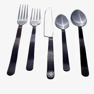 Tenedor básico de acero inoxidable con acabado suave perfecto para servicios de catering comidas diarias y elementos esenciales de cocina de la India - Product Image 4