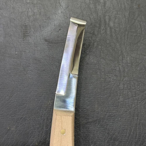 Instrumentos veterinarios de alta calidad, nuevo cuchillo de pezuña con mango de madera para el cuidado de caballos, herramienta de diagnóstico de animales grandes - Product Image 2