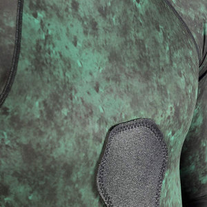 OEM Service Premium Quality Breathable Solid Color MMA Rash Guards for Men's Outdoor Use - Product Image 5