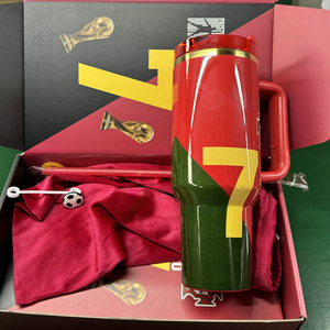 Mug isotherme en acier inoxydable avec logo personnalisé Football Star 7, double paroi, isolation sous vide, sans BPA, avec boîte cadeau - Product Image 4